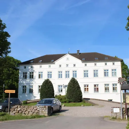 Herrenhaus App.06 * Blengow