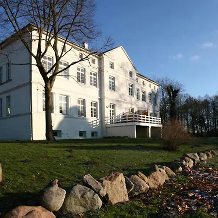 Herrenhaus App.06 * Blengow